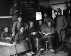 Soldaten in de school