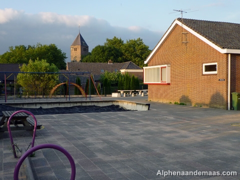 Juffrouw Rietplein, Alphen